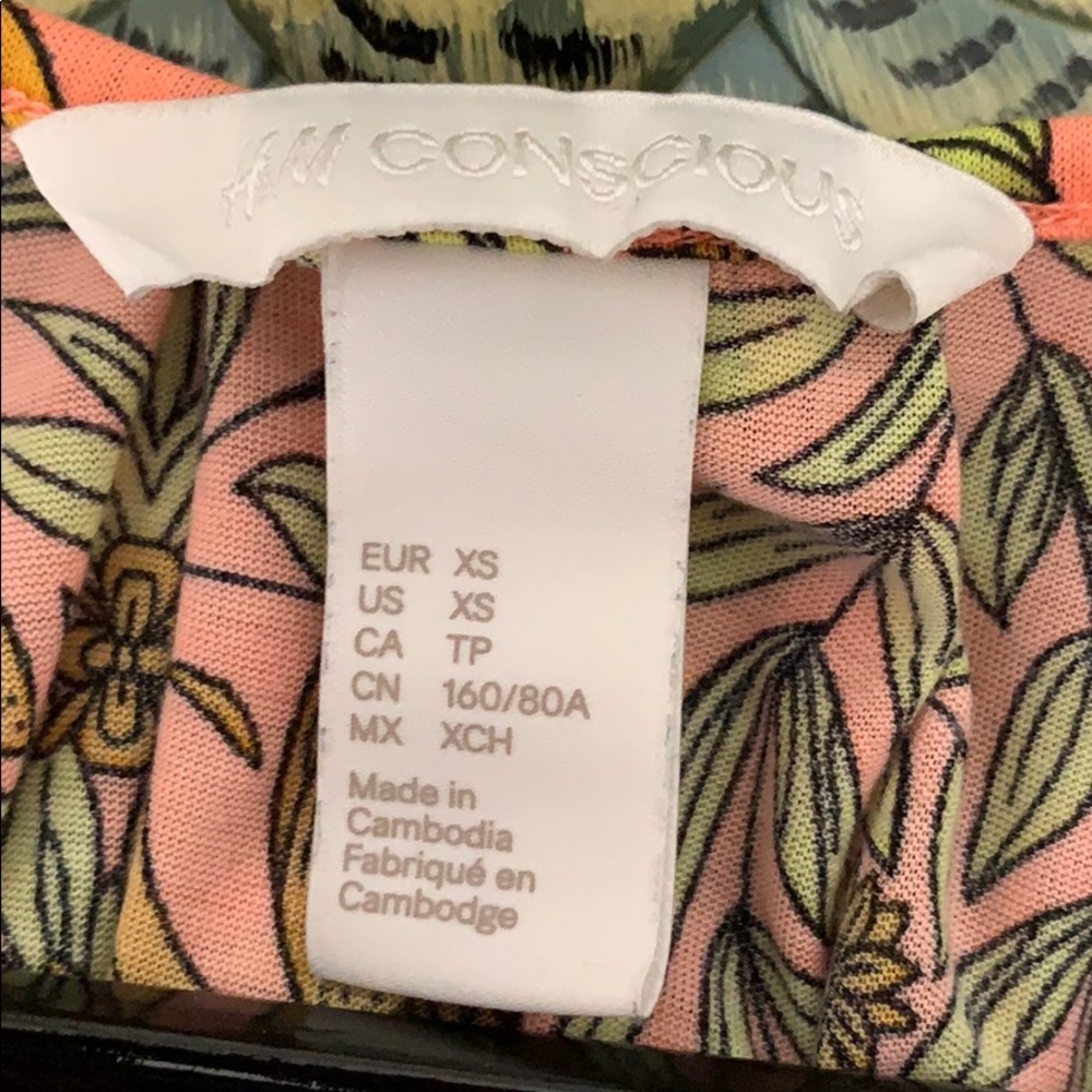 H&M tank - Picture 3 of 4